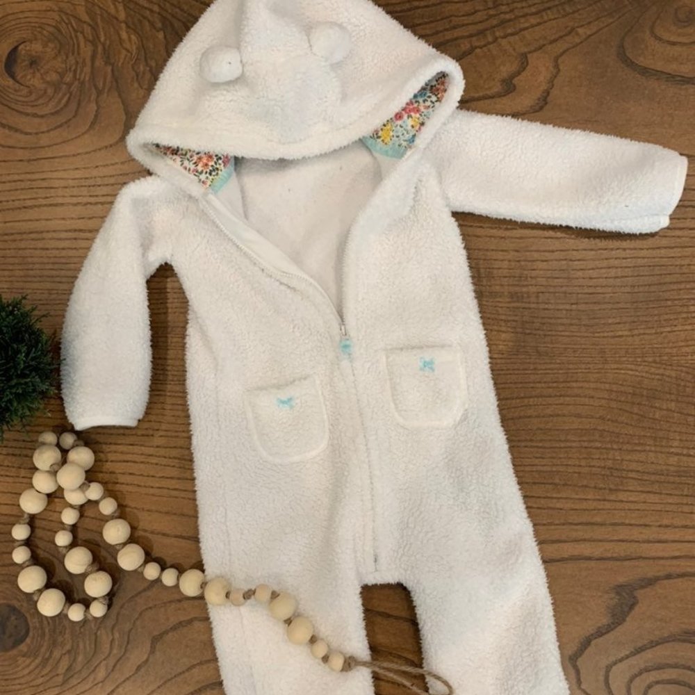 Winter Sleep/Cover Up